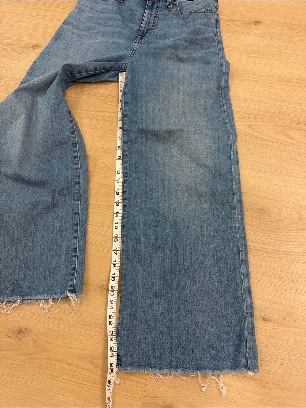 J Crew 28 High-Rise Wide Leg Women’s Jeans in Medium Blue - Picture 2 of 9
